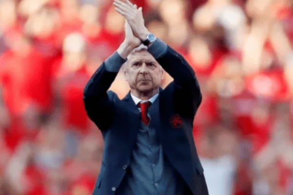 溫格去哪里執(zhí)教了？